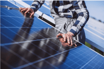 Panourile solare și producția de aluminiu, o sabie cu două tăișuri în lupta cu reducerea poluării