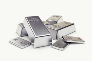 Cât costă gramul de argint. De ce argintul devine tot mai popular