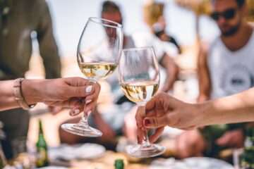 Cele mai iubite soiuri de vin alb: Arome și caracteristici distinctive