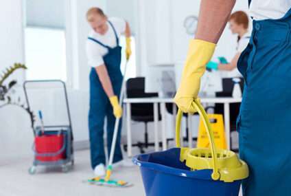 5 motive pentru care să colaborezi cu o firmă de curățenie dacă ai o firmă IT